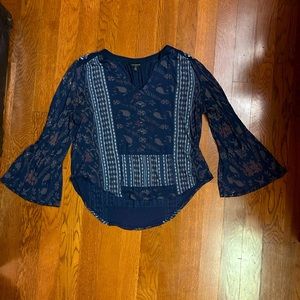 Lucky Brand v-neck boho style blouse. Size medium. Bell sleeves.